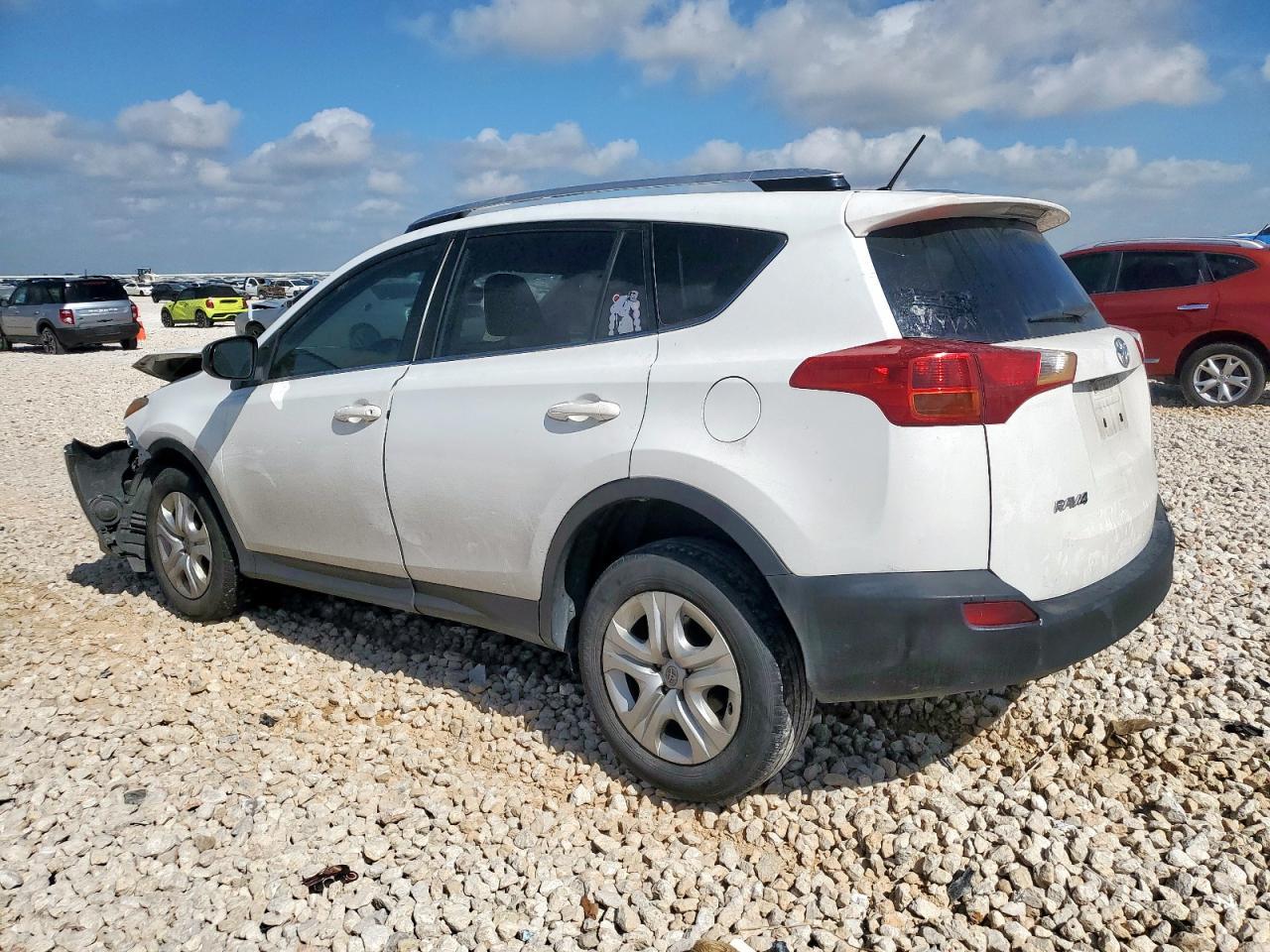 2015 Toyota Rav4 Le - Фото 2