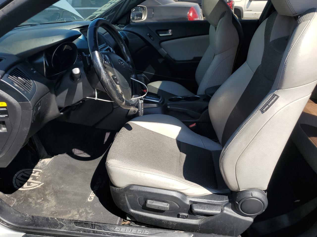 2013 Hyundai Genesis Coupe 2.0T - Фото 7