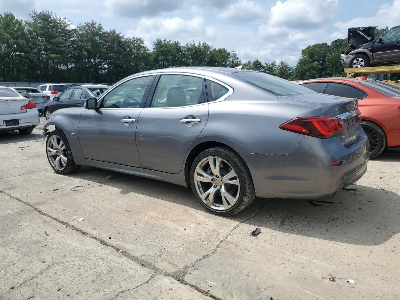 2015 Infiniti Q70 3.7 - Фото 2