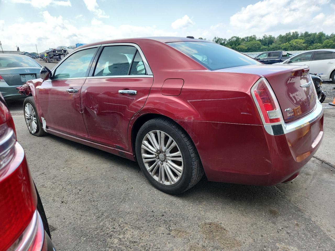 2012 Chrysler 300 Limited - Image 2