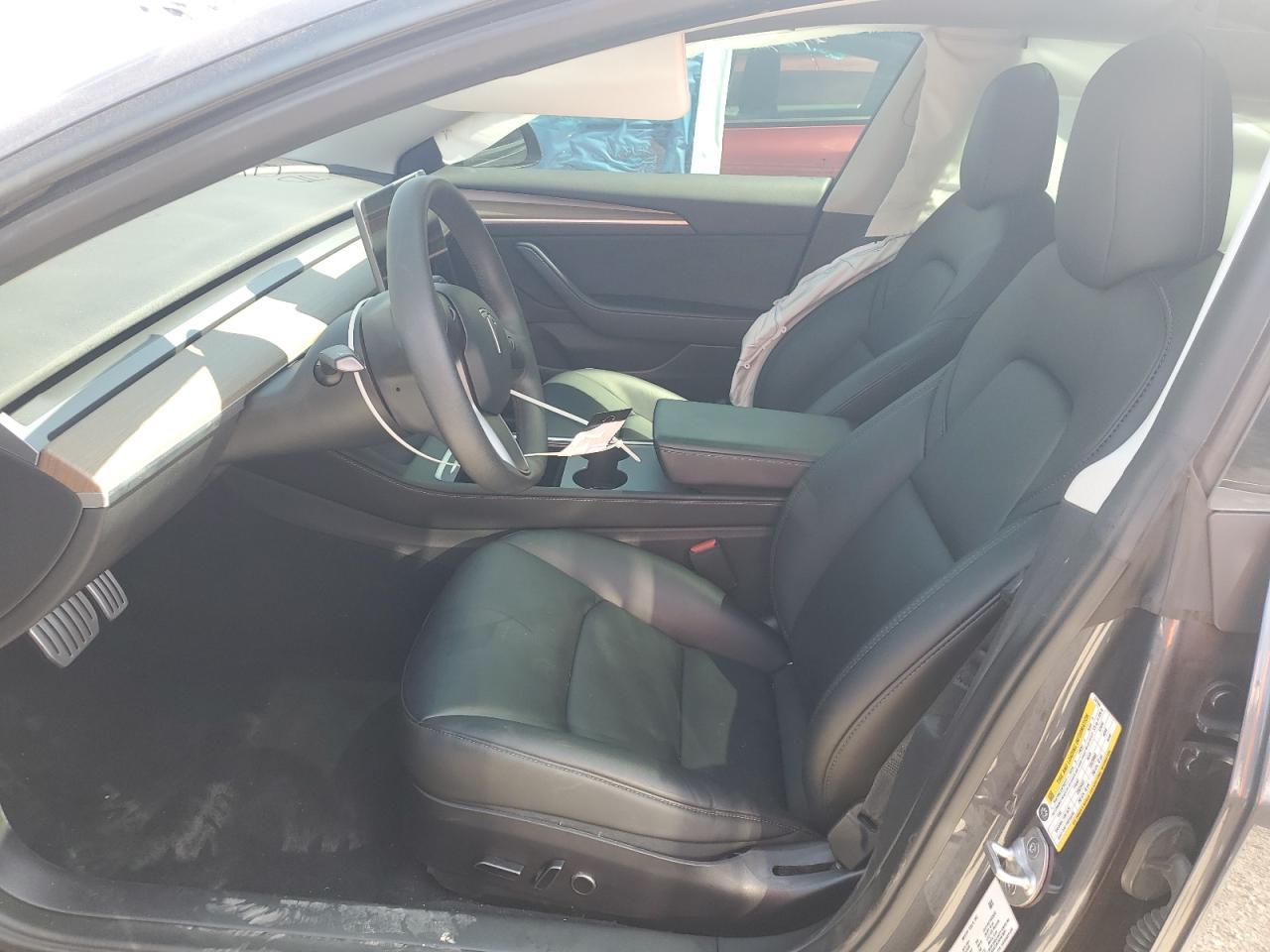 2022 Tesla Model 3 - Image 7