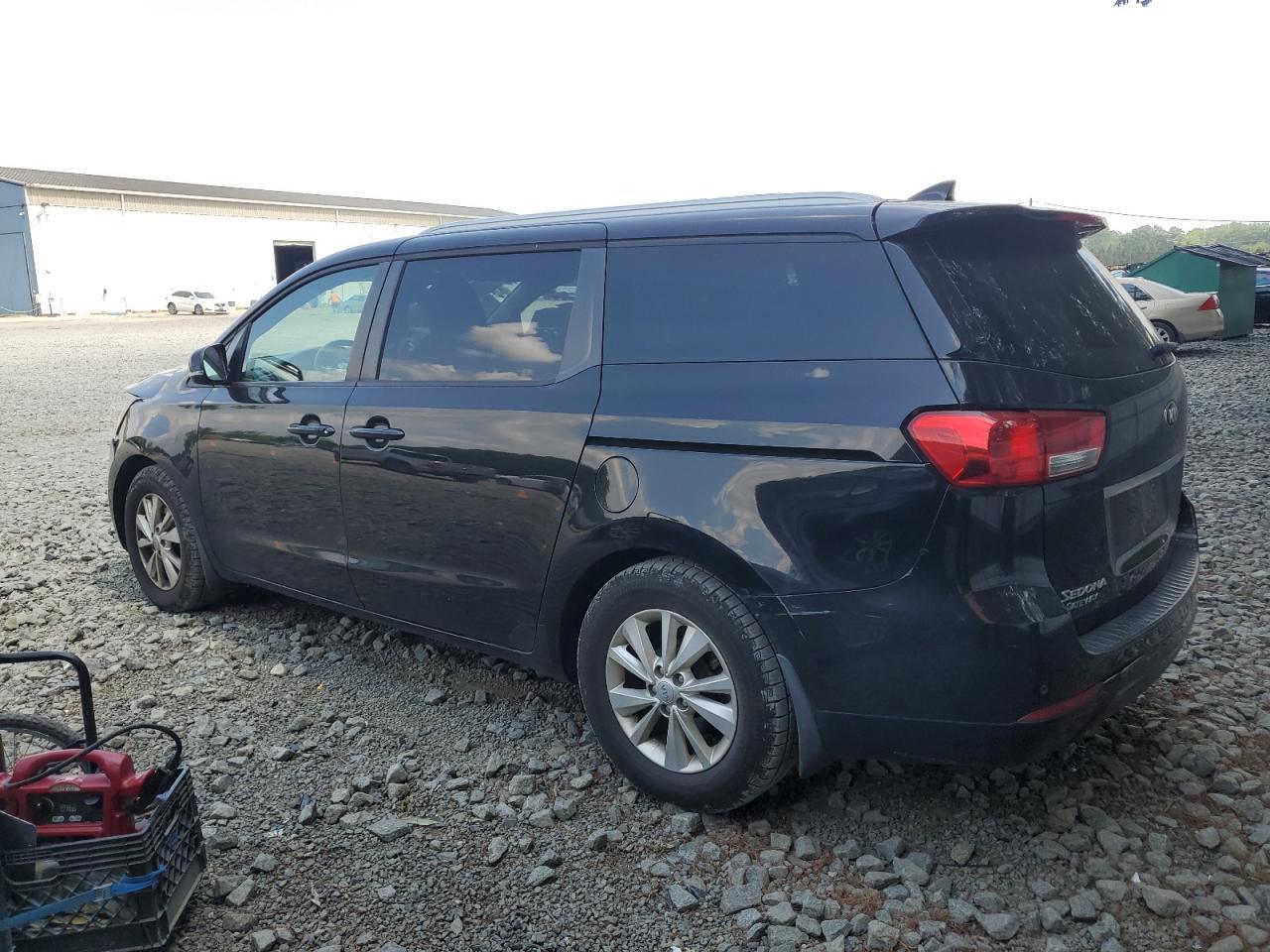 2018 Kia Sedona Lx - Фото 2