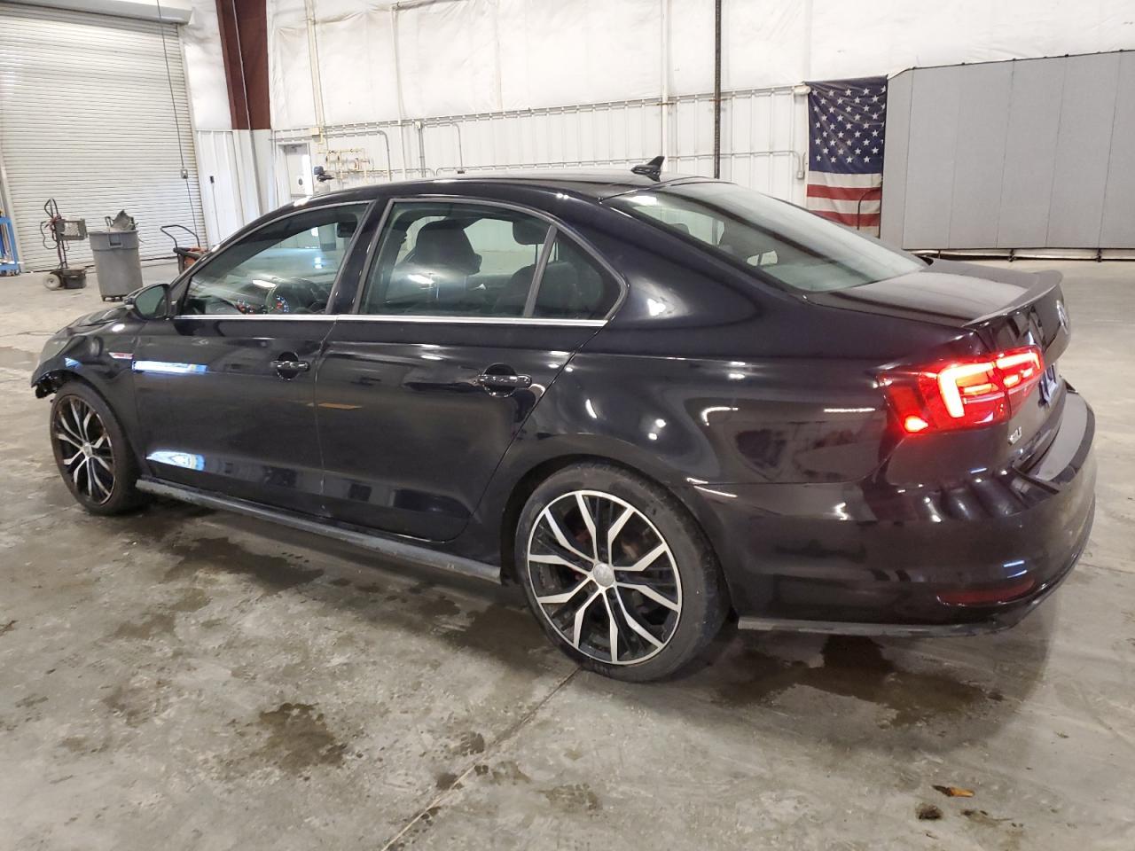 2016 Volkswagen Jetta Gli - Фото 2