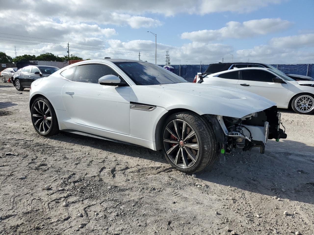 2021 Jaguar F-Type R - Фото 4