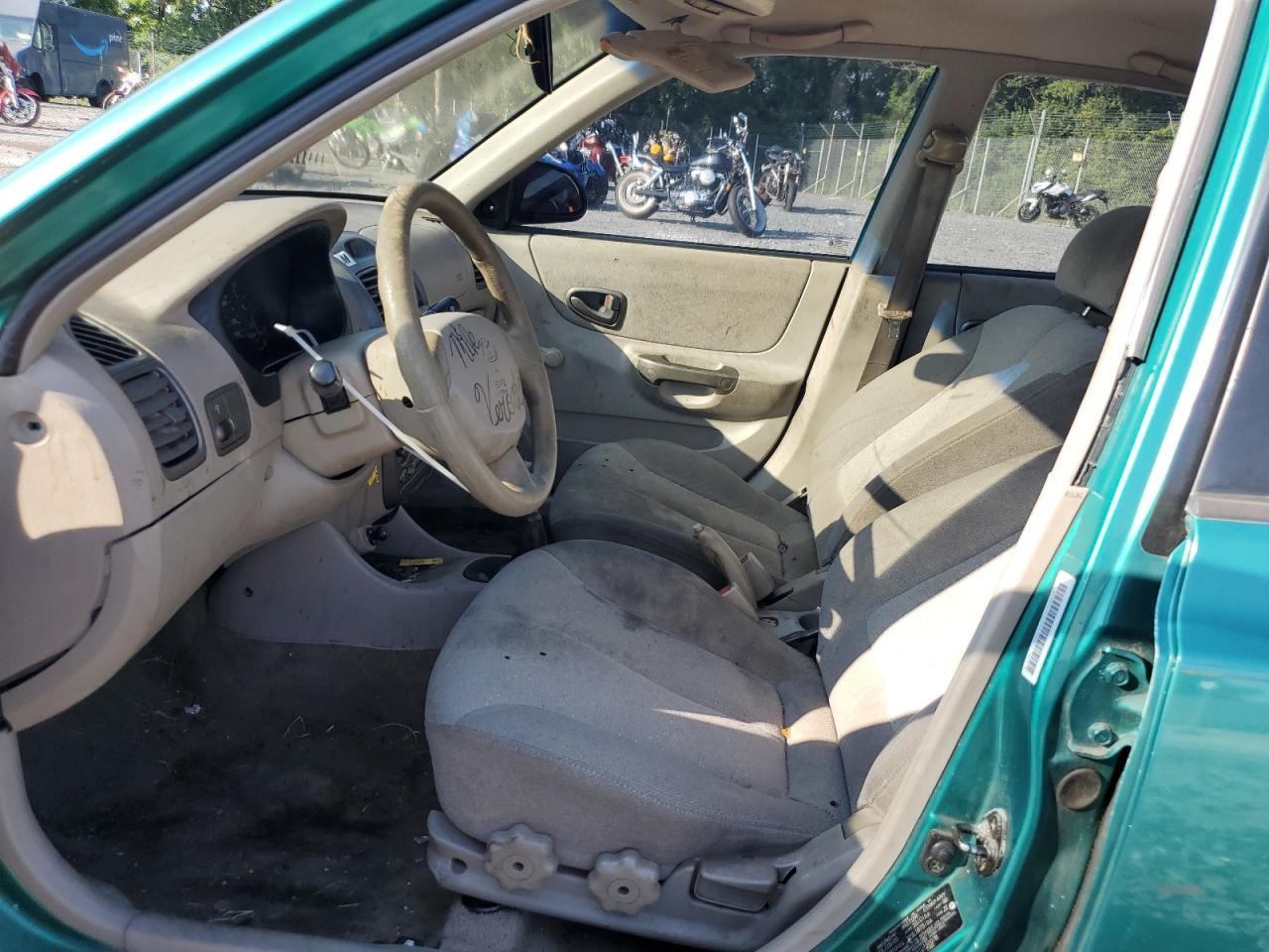 2001 Hyundai Accent Gl - Фото 7