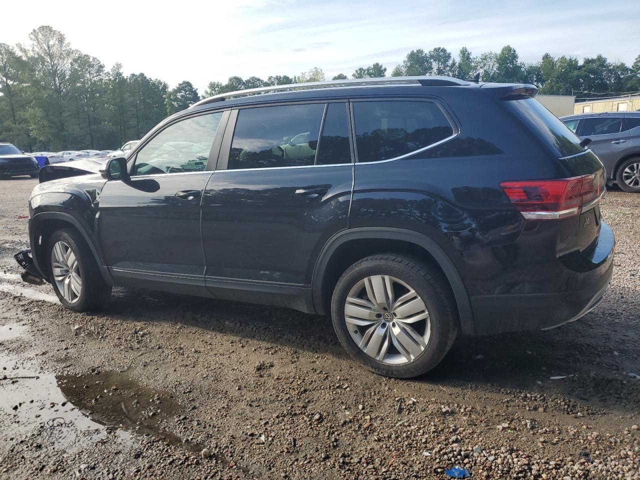 2019 Volkswagen Atlas Se - Image 2