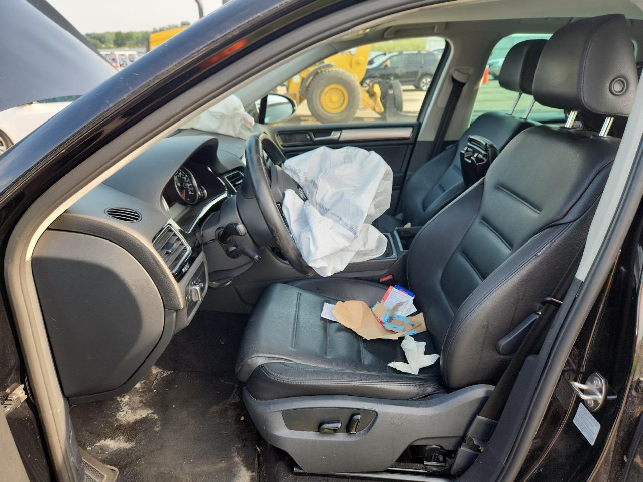 2011 Volkswagen Touareg V6 - Фото 7