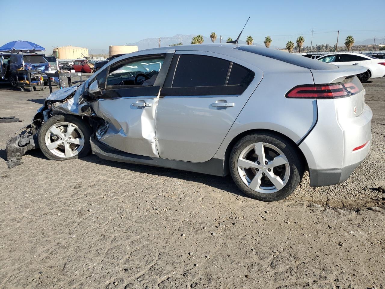 2014 Chevrolet Volt - Фото 2