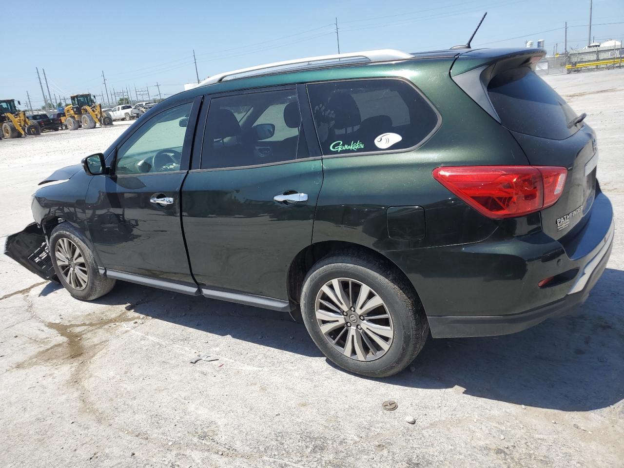 2018 Nissan Pathfinder S - Фото 2