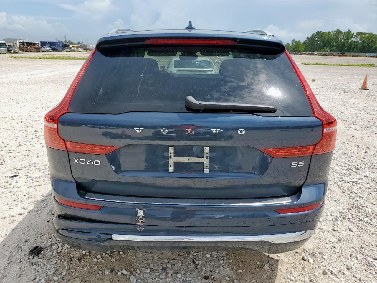 2022 Volvo Xc60 B5 Inscription - Фото 6