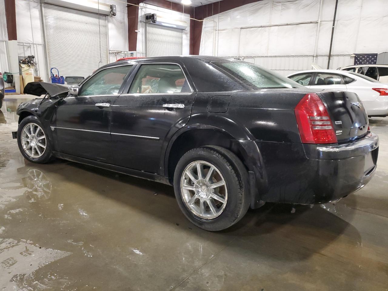 2007 Chrysler 300C - Фото 2