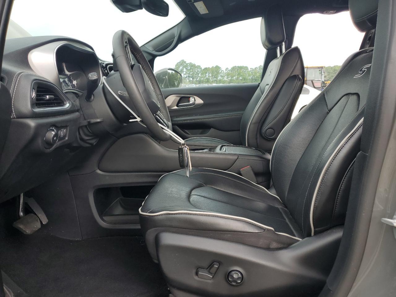 2022 Chrysler Pacifica Limited - Фото 7