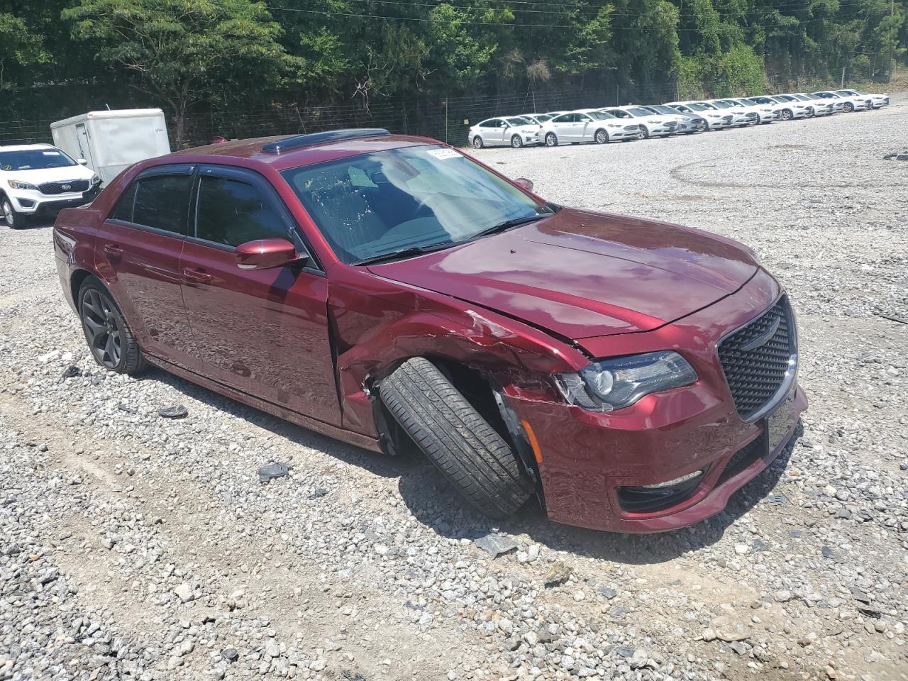 2023 Chrysler 300 Touring L - Image 4