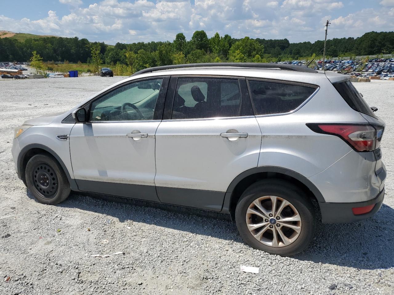 2018 Ford Escape Se - Фото 2