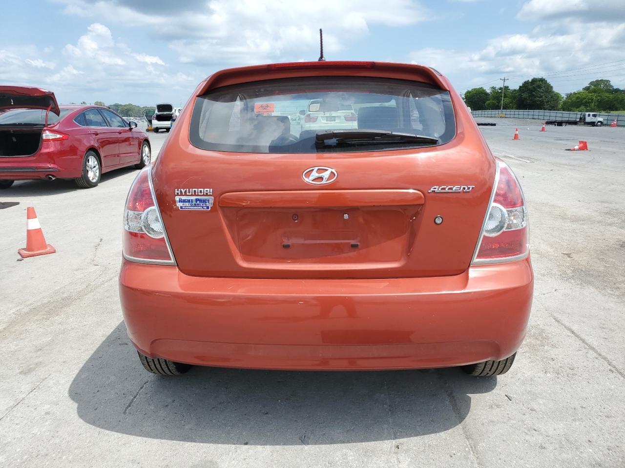 2010 Hyundai Accent Blue - Фото 6
