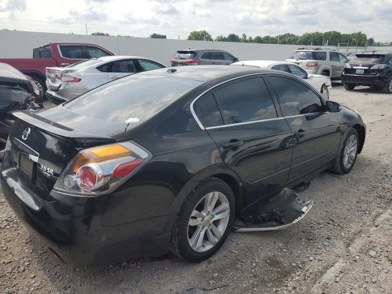 2012 Nissan Altima Sr - Фото 3