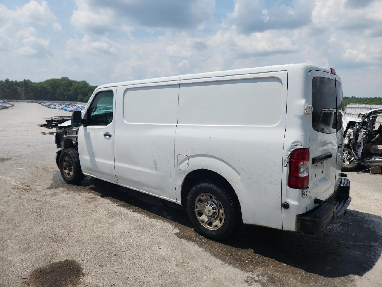 2015 Nissan Nv 1500 - Фото 2