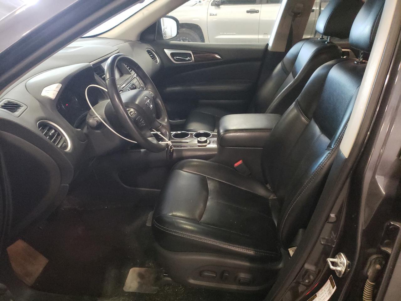 2014 Nissan Pathfinder S - Image 7