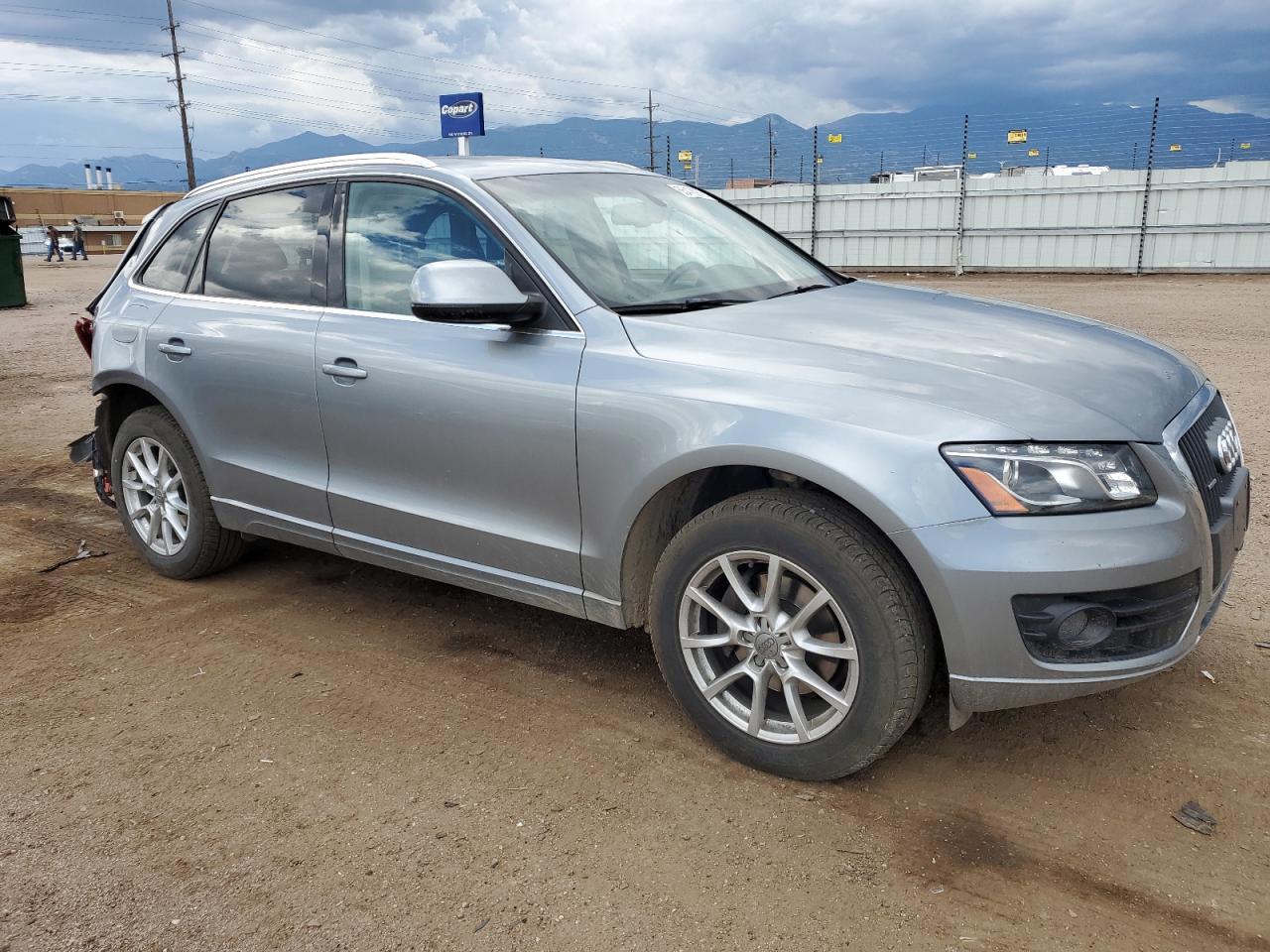 2011 Audi Q5 Premium Plus - Image 4