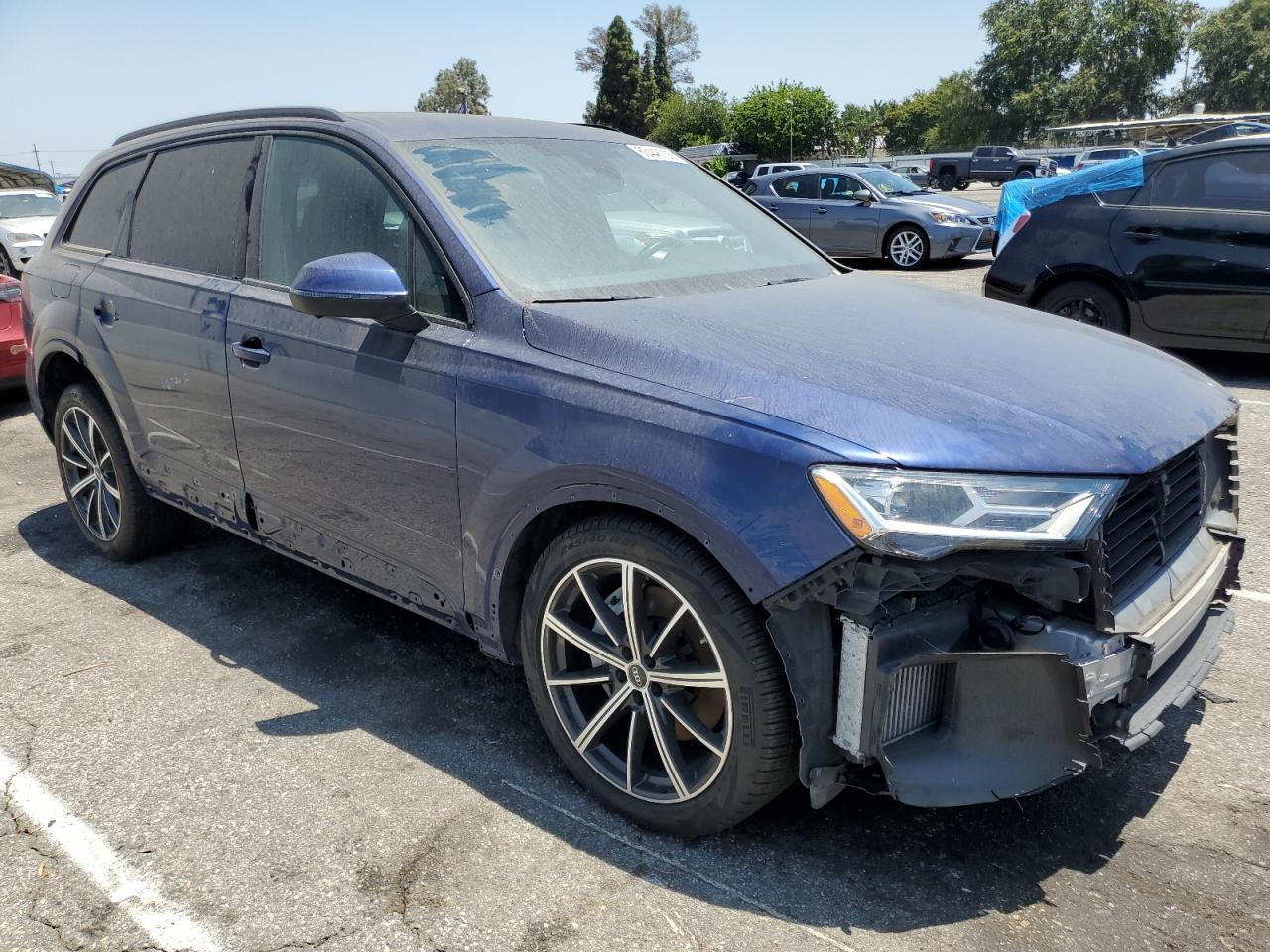 2022 Audi Q7 Premium Plus - Фото 4