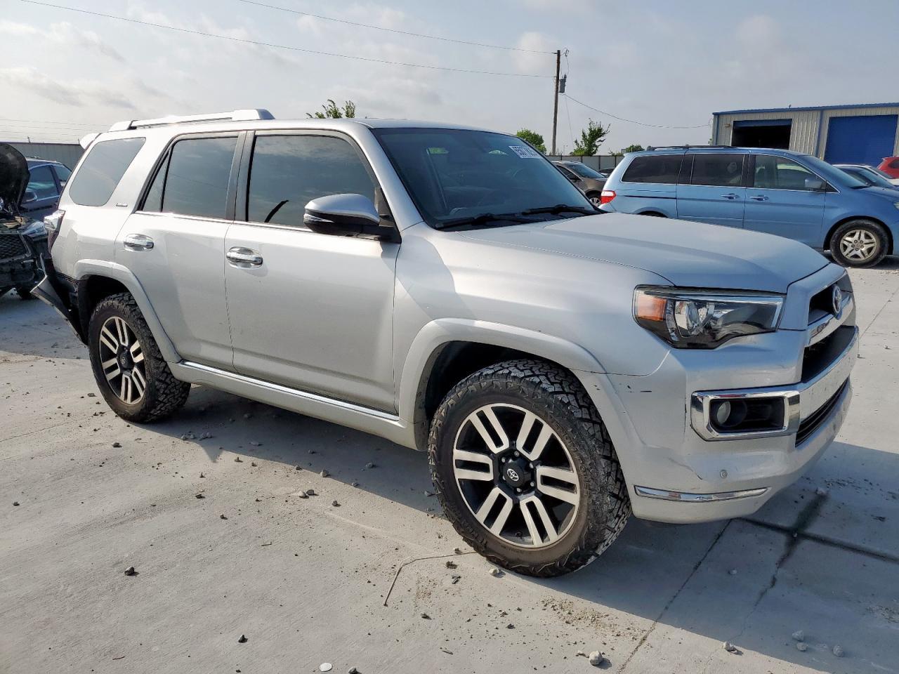 2017 Toyota 4Runner Sr5/Sr5 Premium - Фото 4