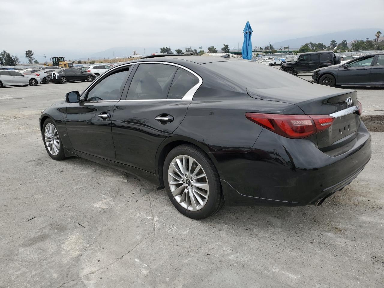 2019 Infiniti Q50 Luxe - Фото 2