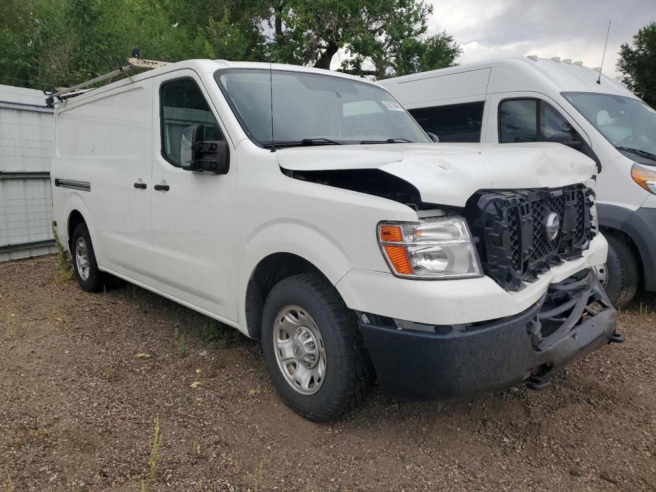 2018 Niss Nv 2500 Hd Sv - Фото 4