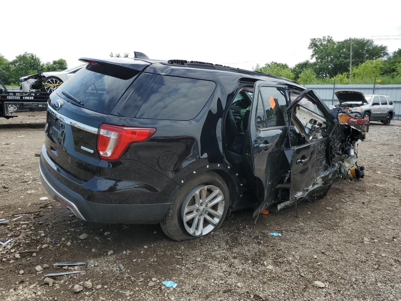 2017 Ford Explorer Xlt - Фото 3
