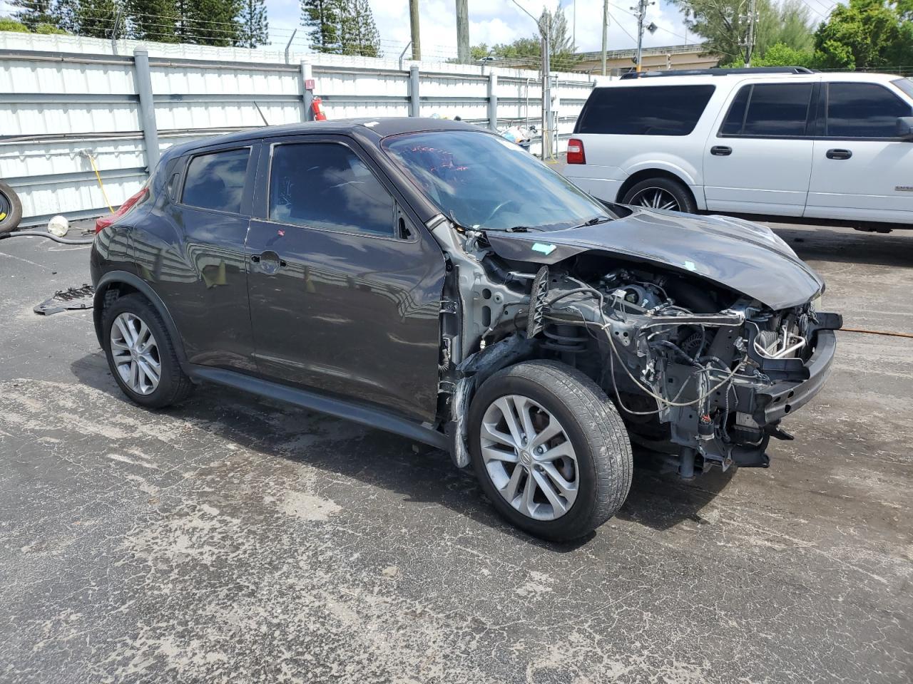 2011 Nissan Juke S - Фото 4