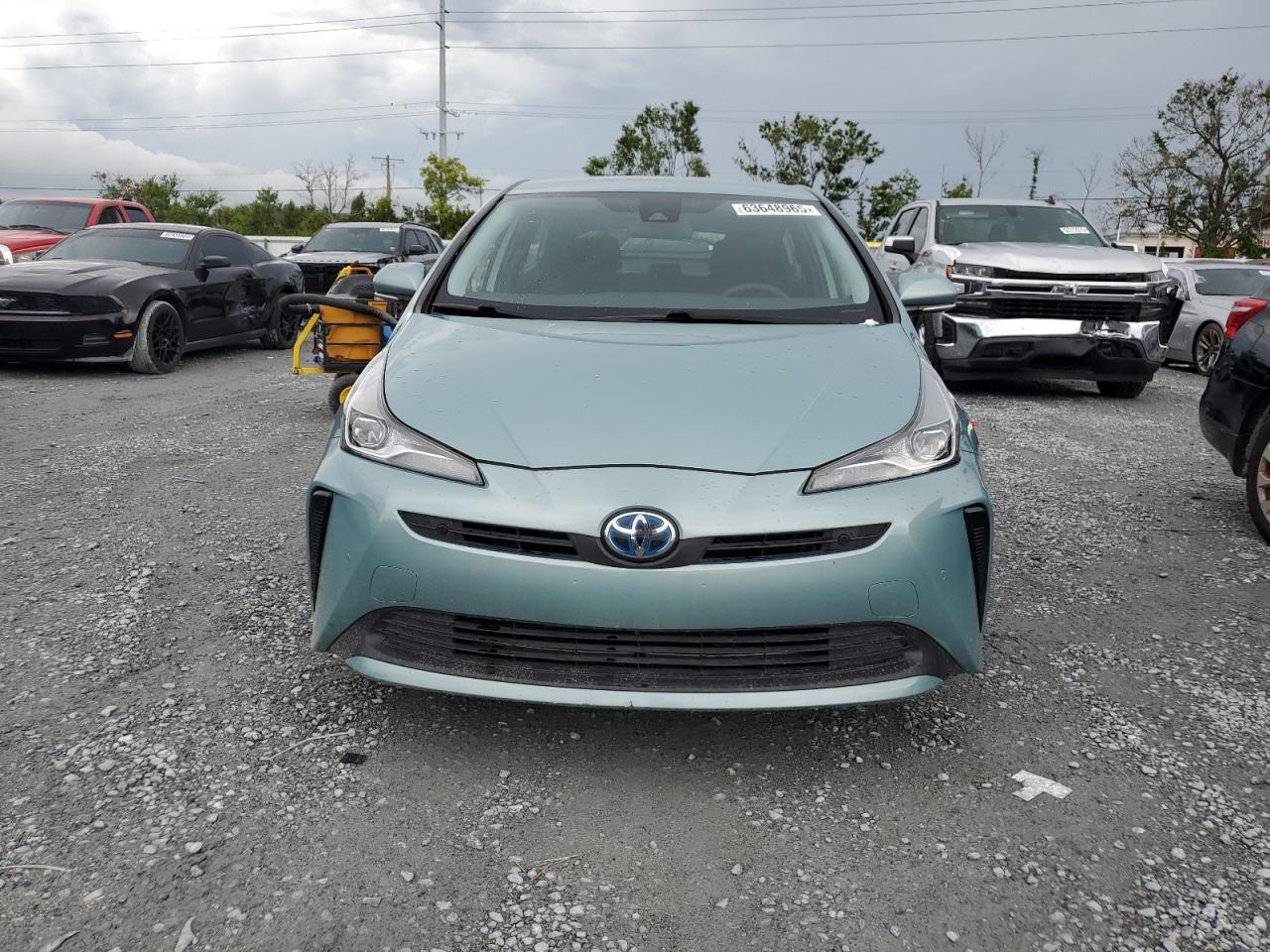 2020 Toyota Prius L - Image 5