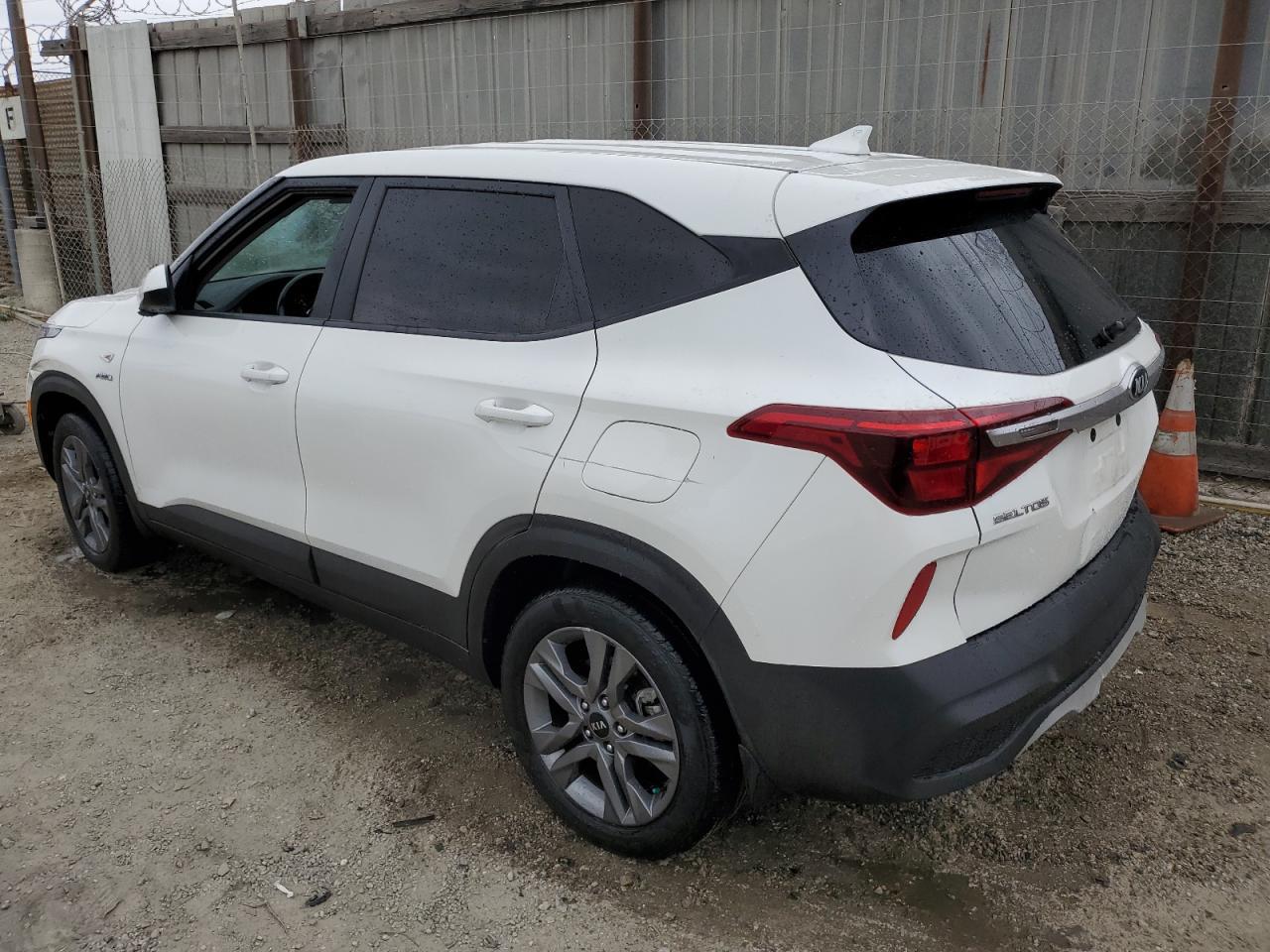 2021 Kia Seltos Lx - Фото 2