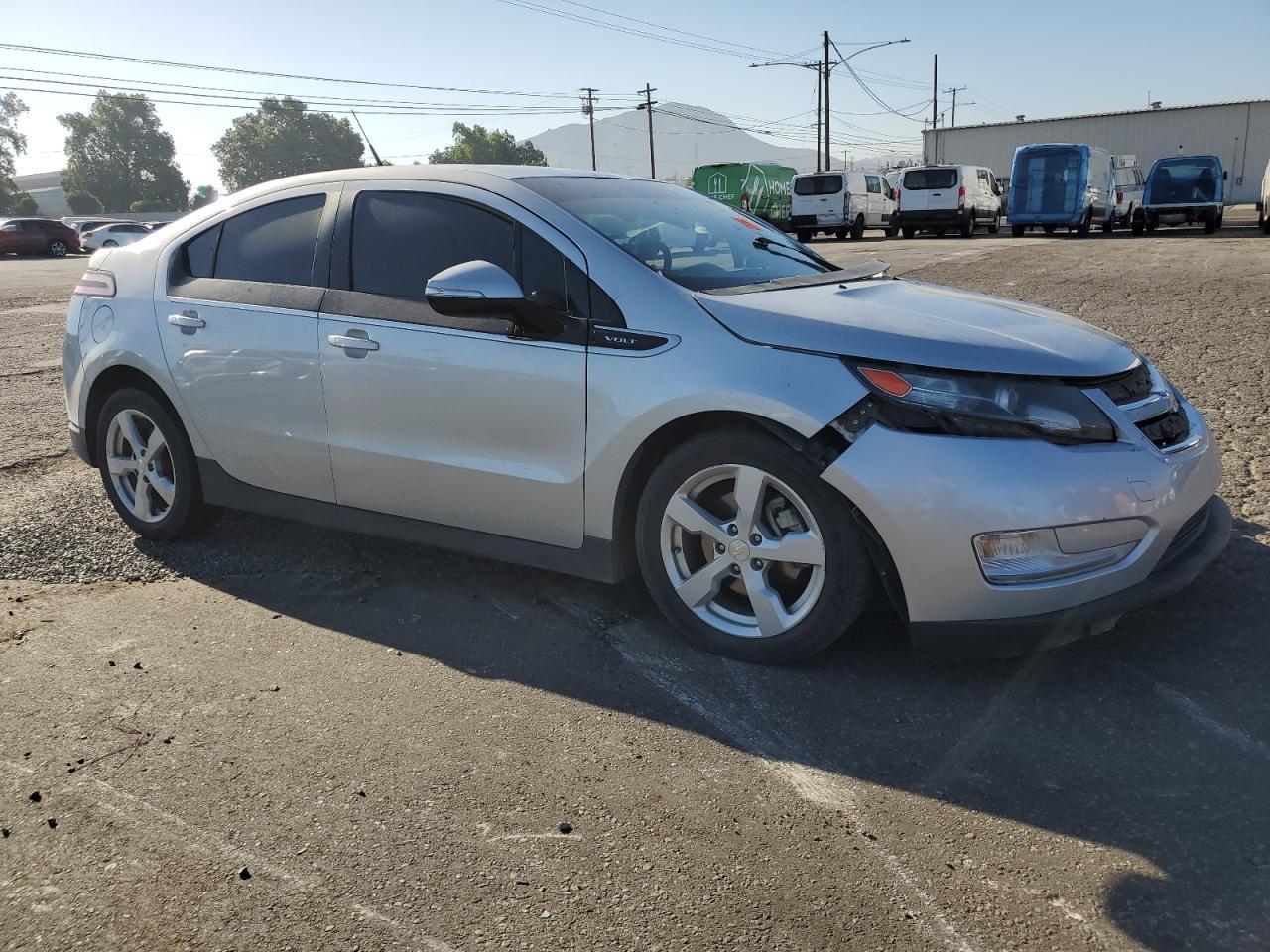 2014 Chevrolet Volt - Фото 4