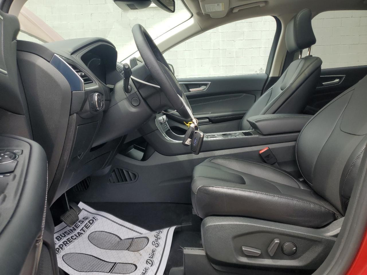 2022 Ford Edge Titanium - Фото 7