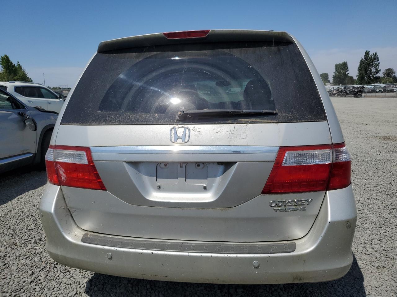 2005 Honda Odyssey Touring - Image 6