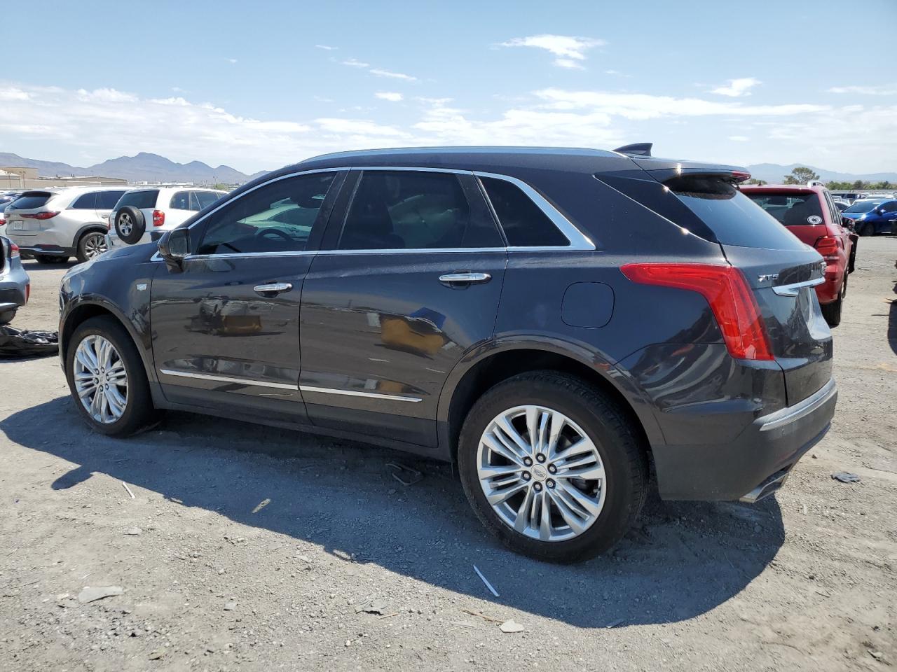 2018 Cadillac Xt5 Premium Luxury - Фото 2