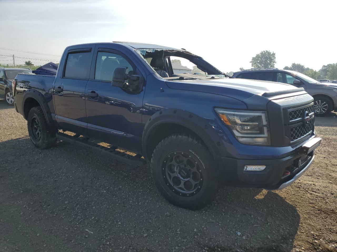 2021 Nissan Titan Sv - Image 4