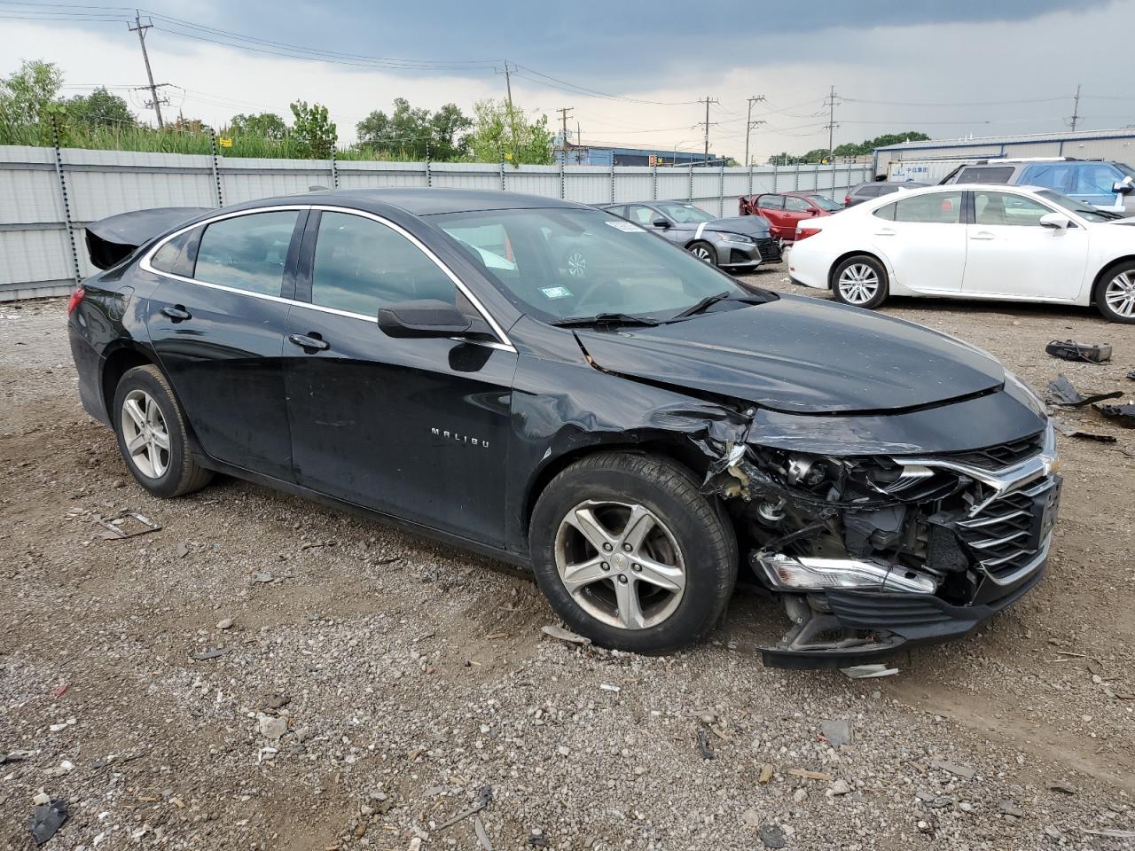 2019 Chevrolet Malibu Ls - Фото 4