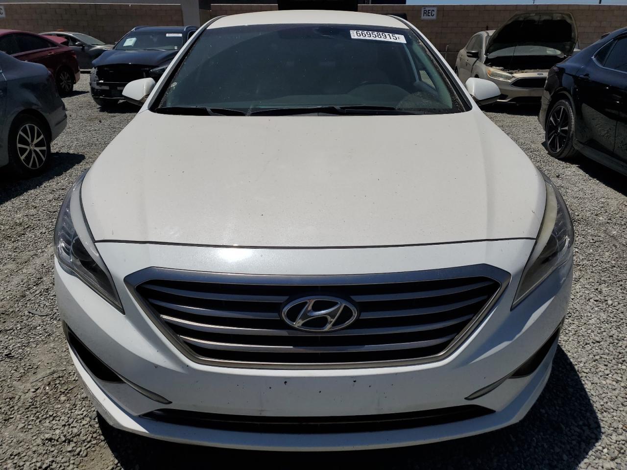 2017 Hyundai Sonata Se - Image 5