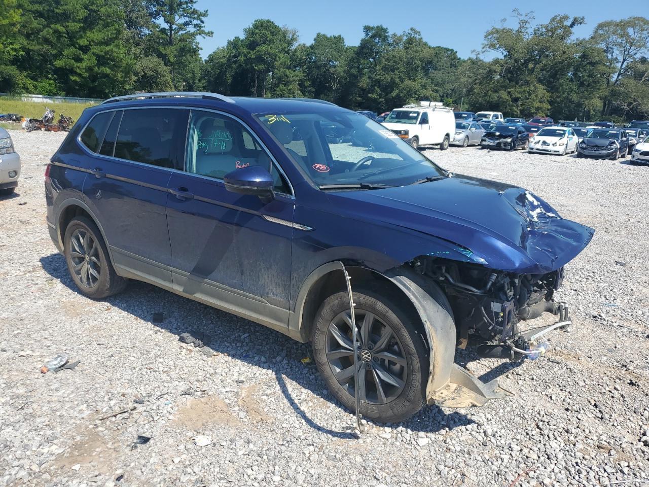 2022 Volkswagen Tiguan Se - Image 4