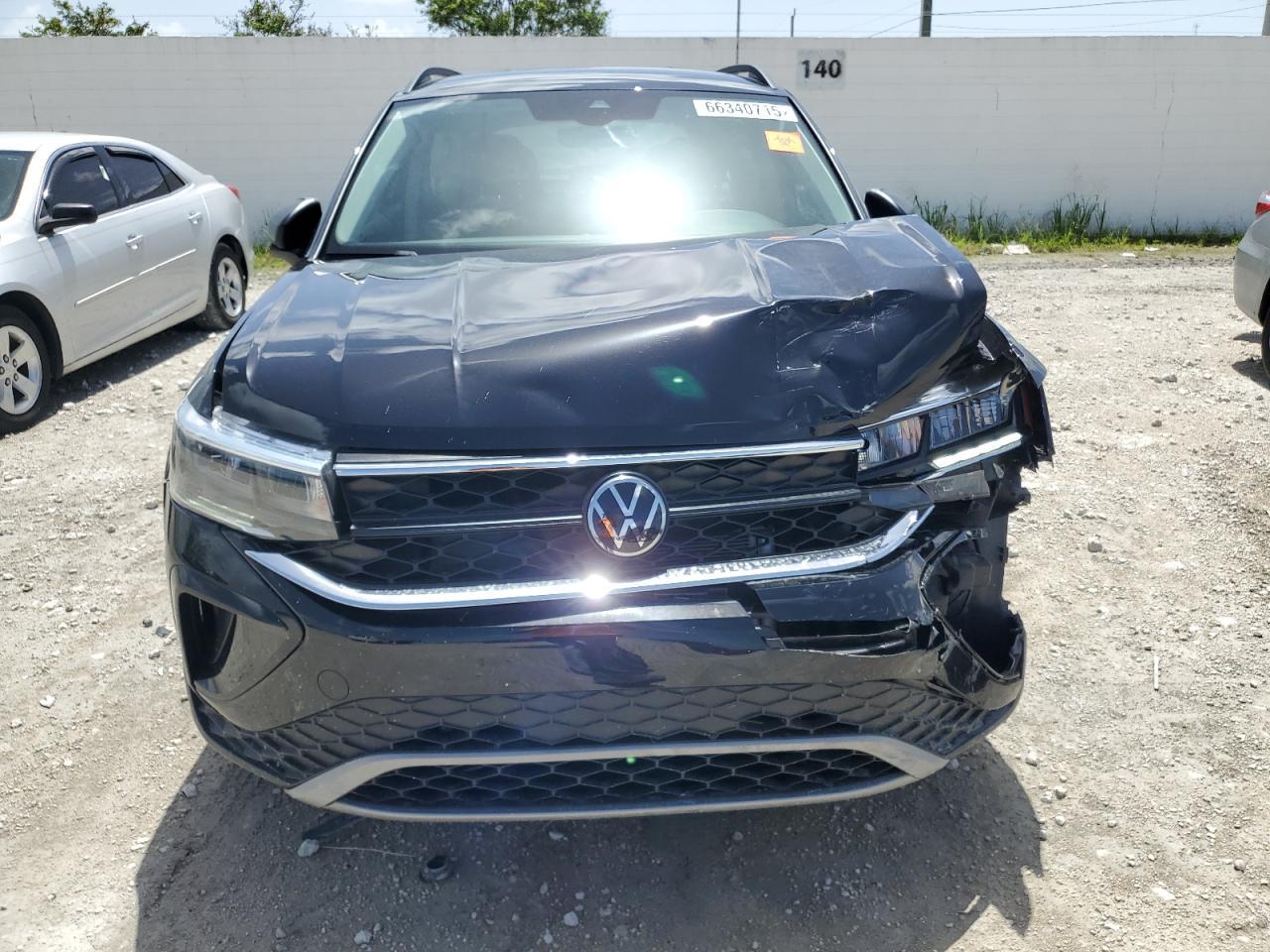 2024 Volkswagen Taos S - Фото 5
