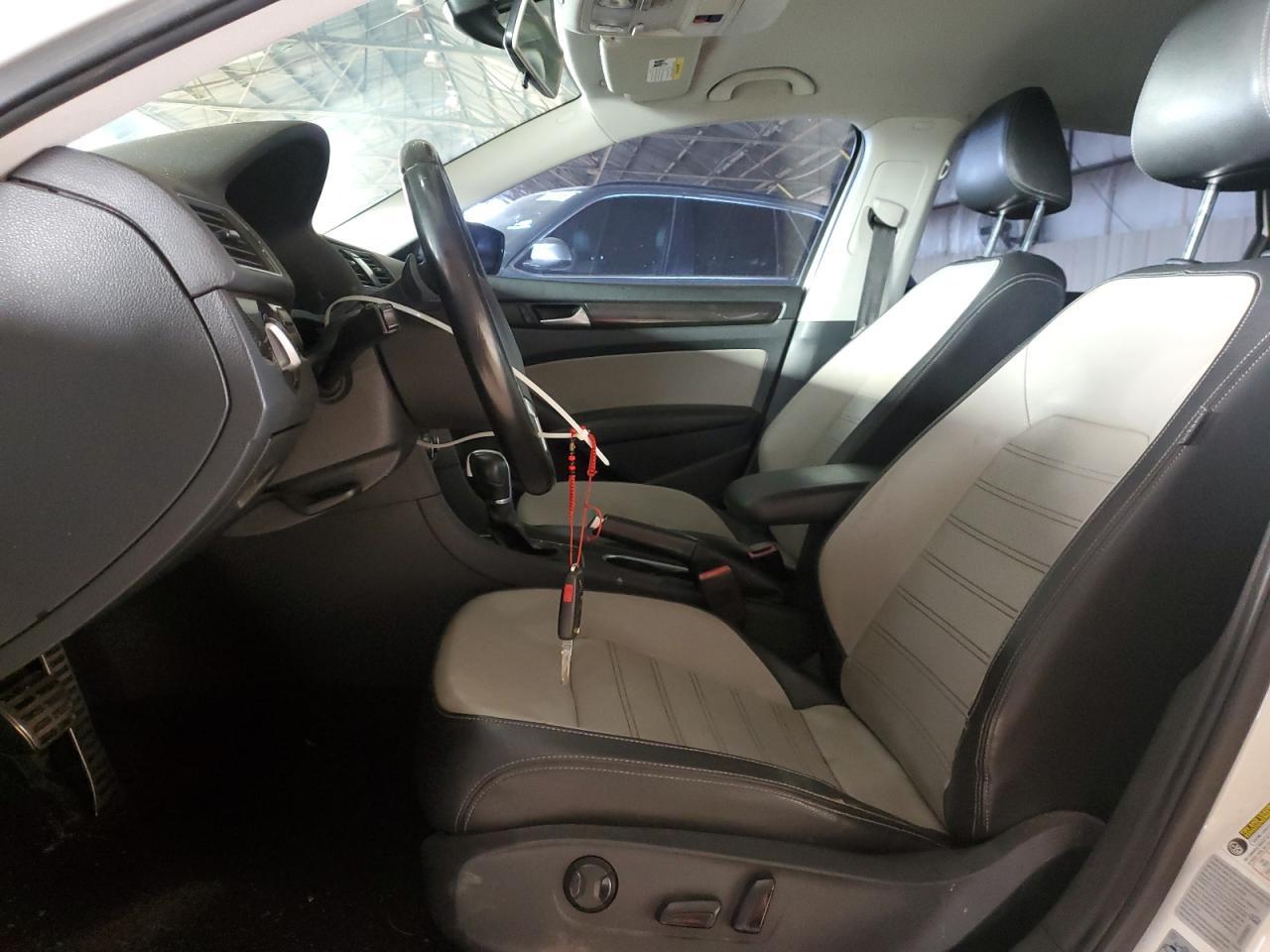 2015 Volkswagen Passat Se - Фото 7