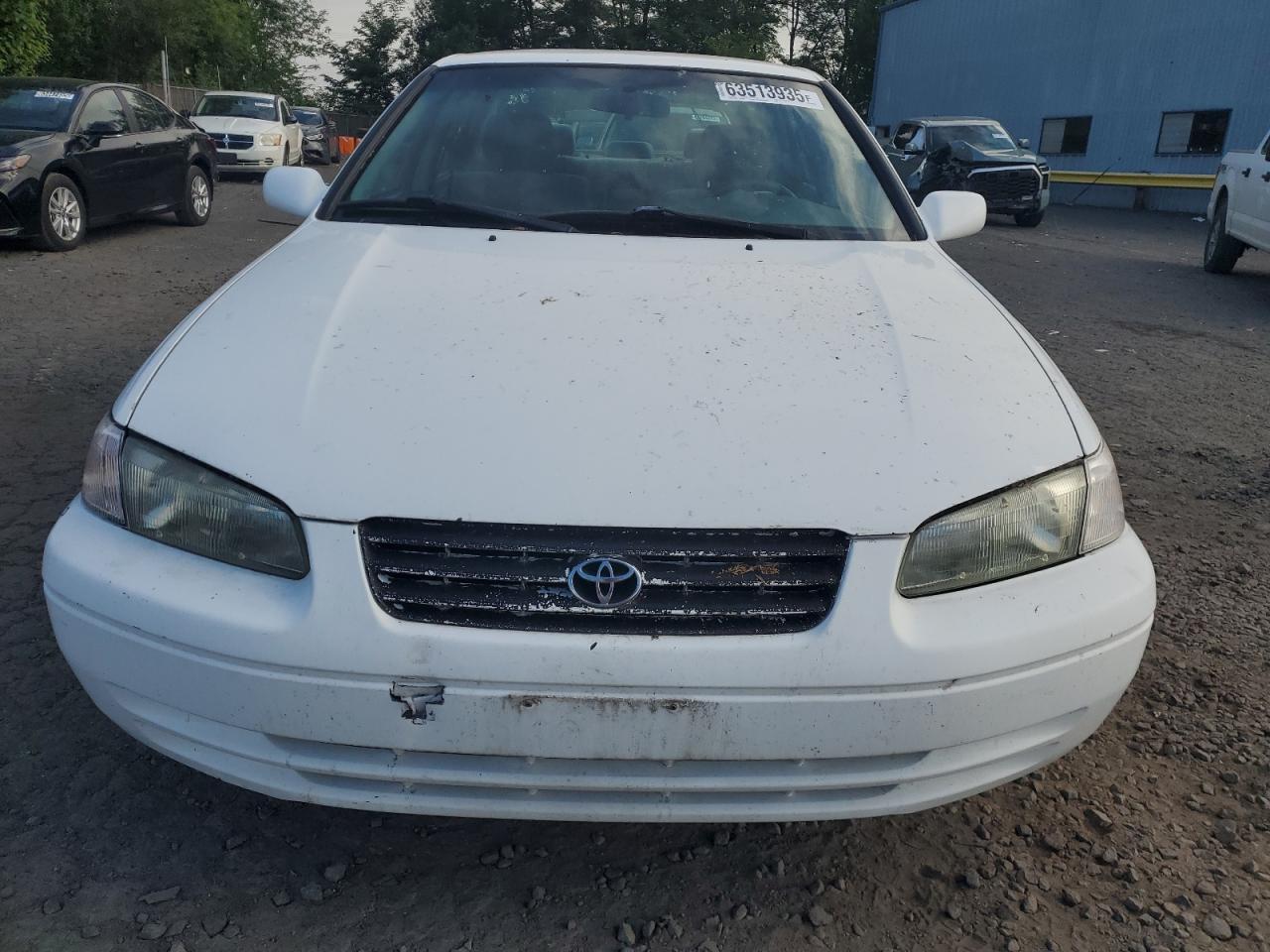 1999 Toyota Camry Ce - Фото 5
