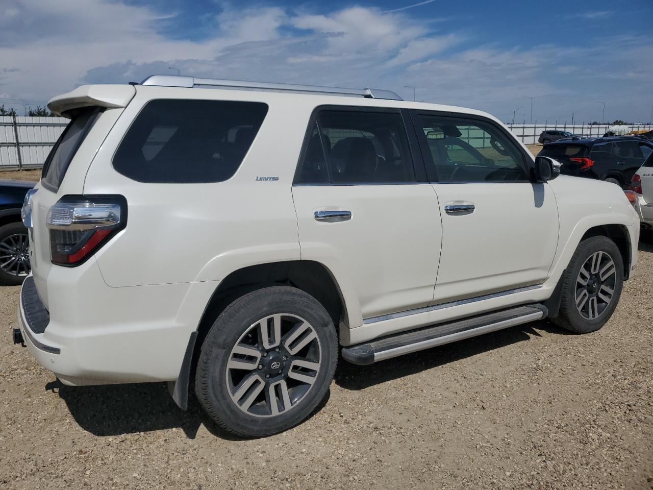 2022 Toyota 4Runner Limited - Фото 3