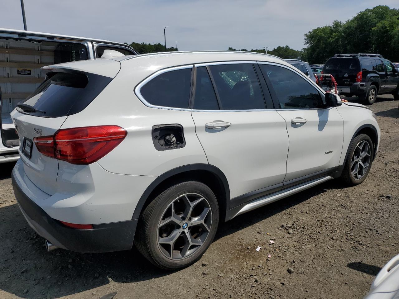 2018 BMW X1 xDrive28I - Фото 3