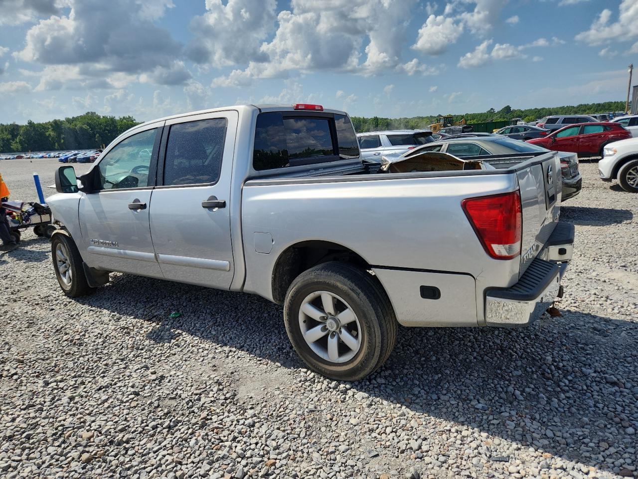 2009 Nissan Titan Xe - Фото 2