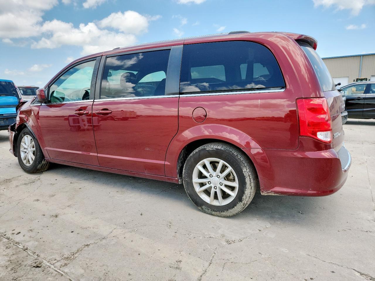 2019 Dodge Grand Caravan Sxt - Фото 2