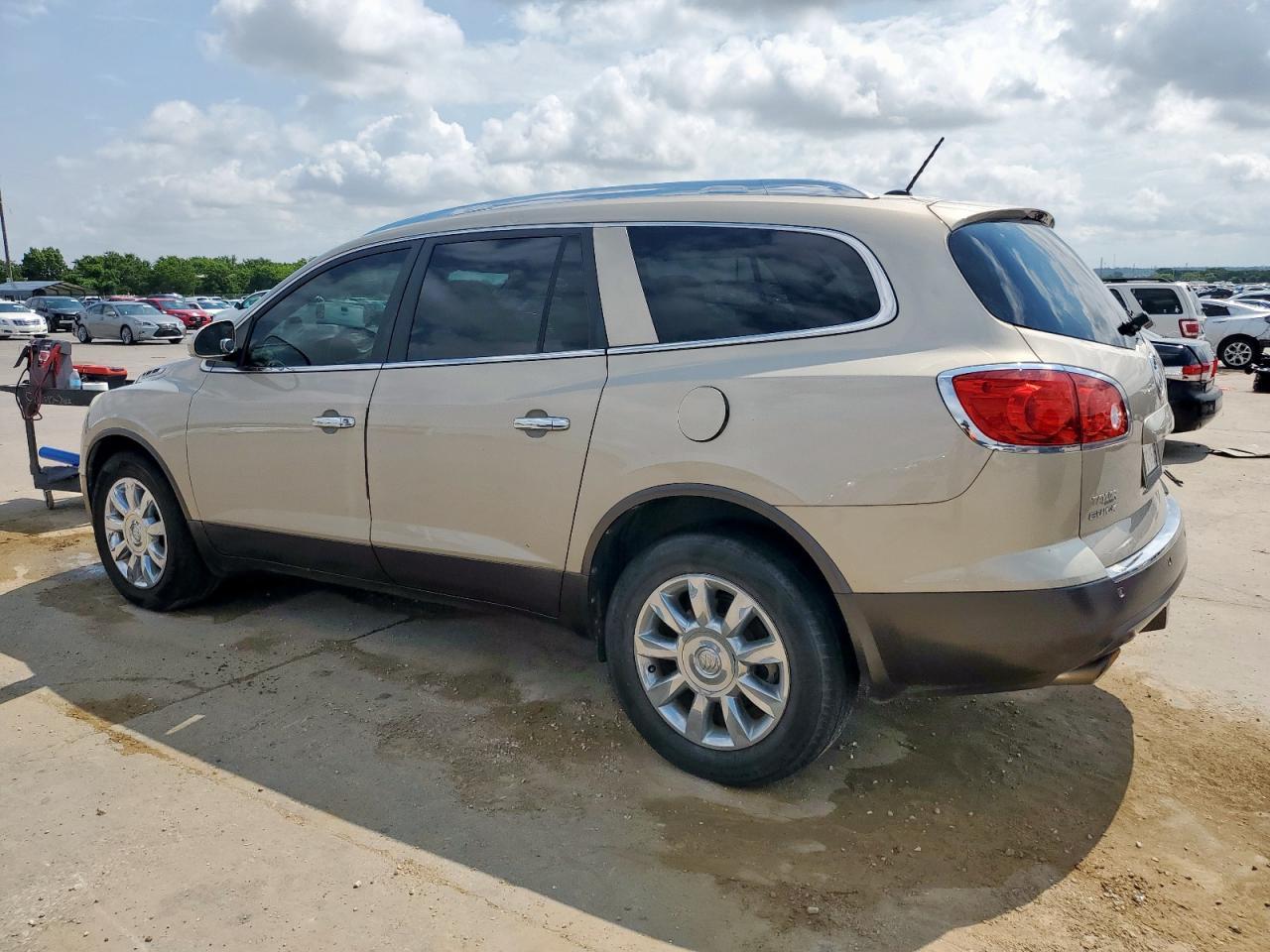 2011 Buick Enclave Cxl - Image 2