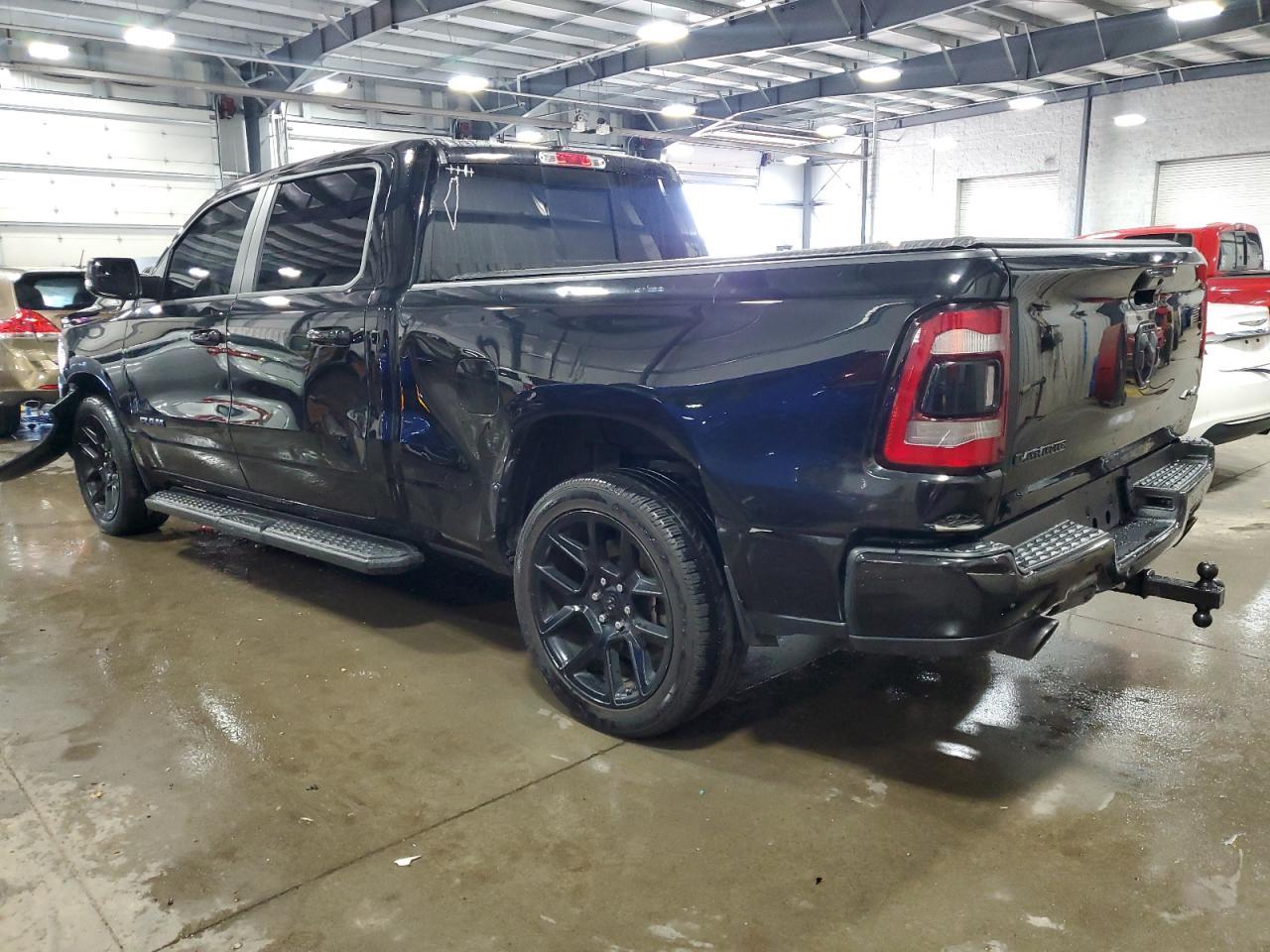 2023 Ram 1500 Laramie - Фото 2