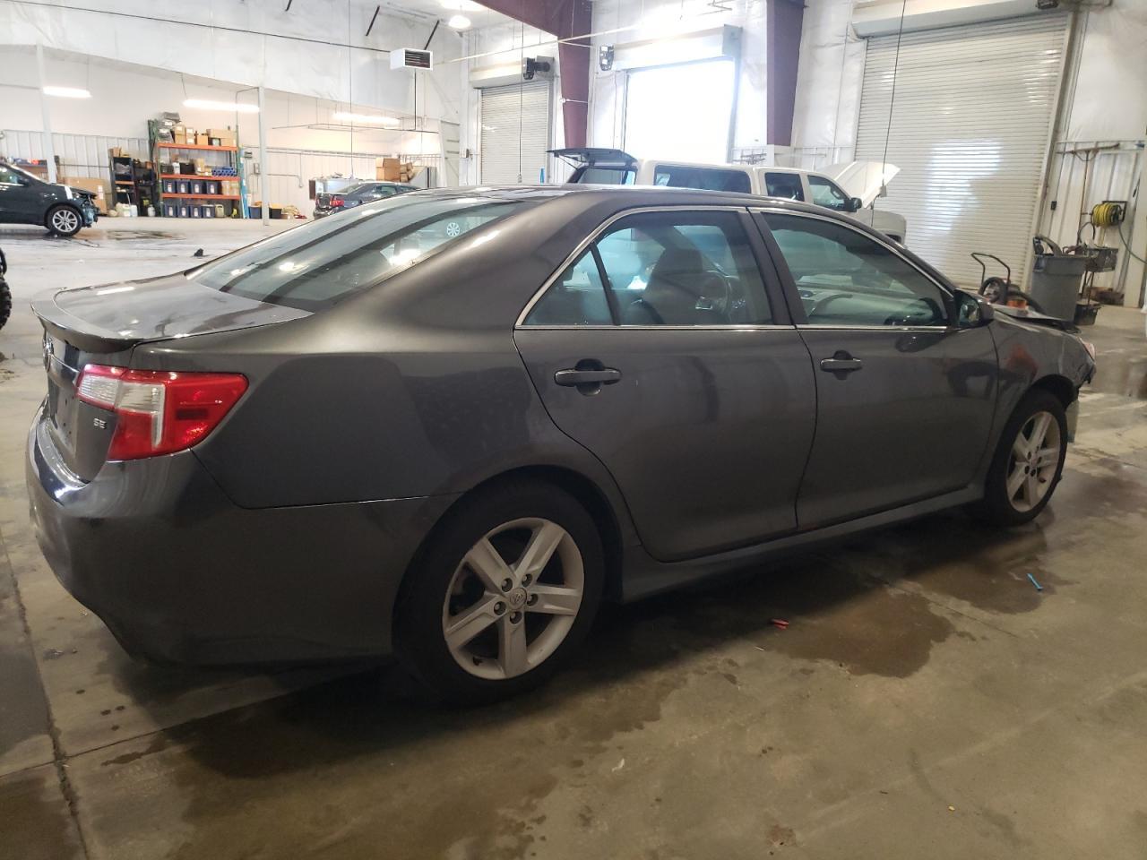 2013 Toyota Camry L - Image 3