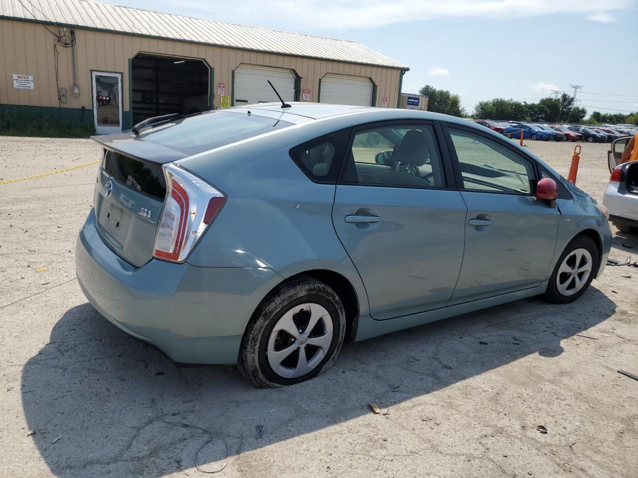 2013 Toyota Prius - Фото 3